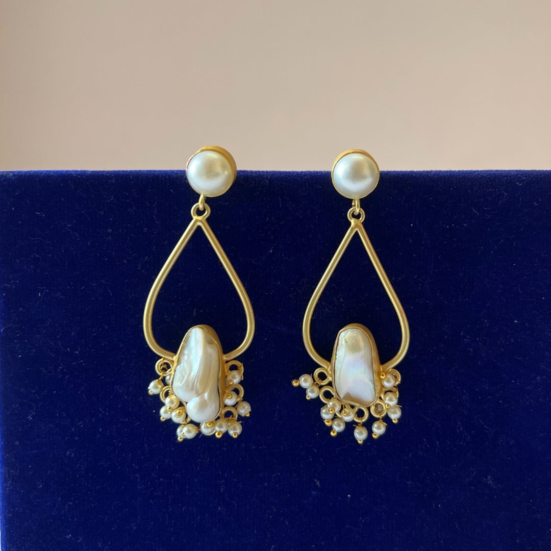 Pearl Teardrops