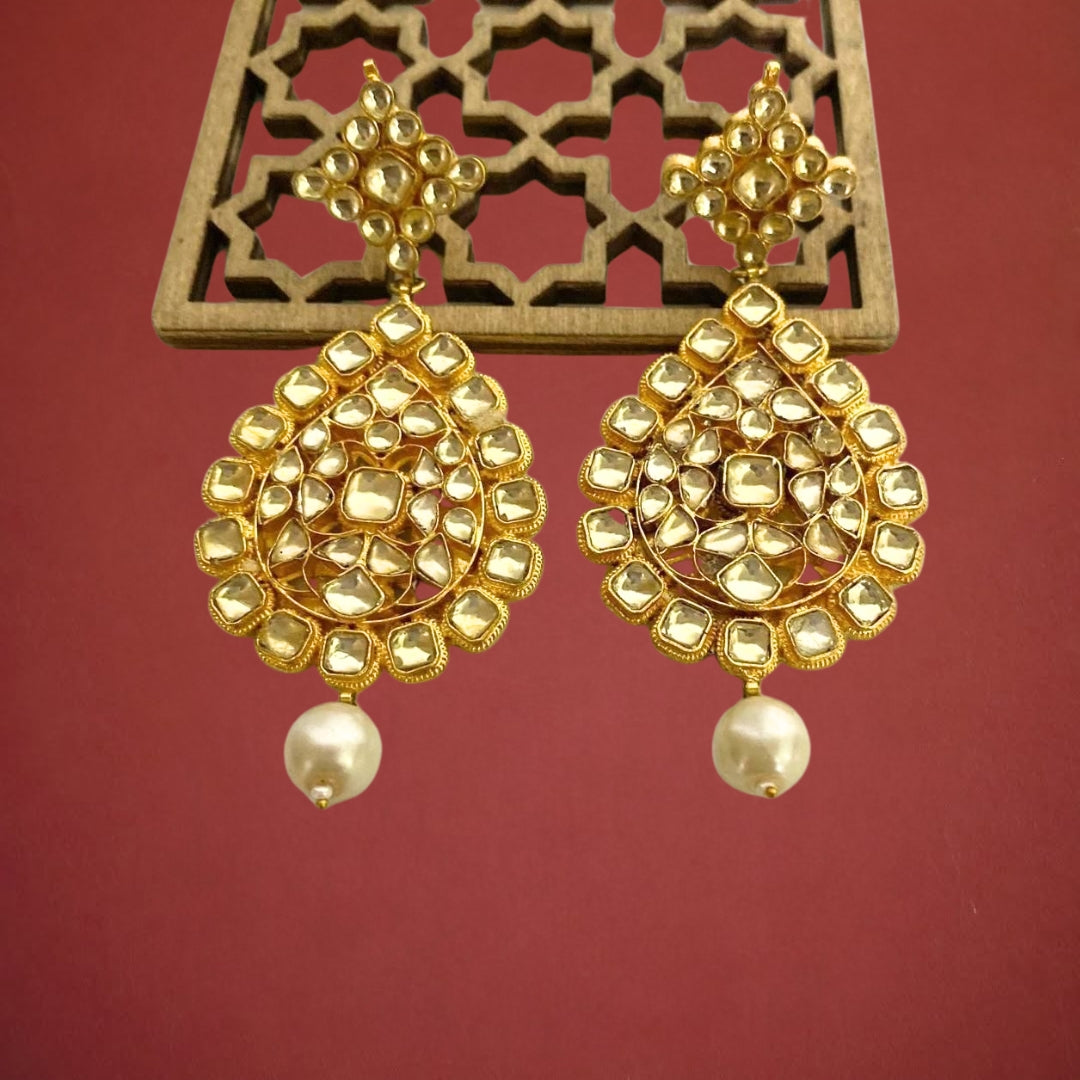 kundan taal earrings