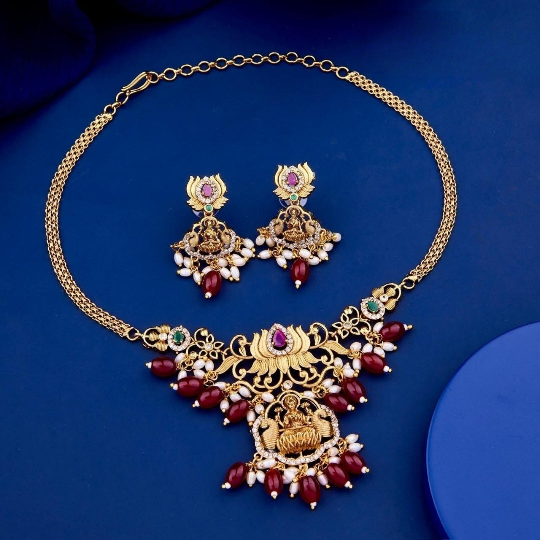 Devi Swarnhaar 1