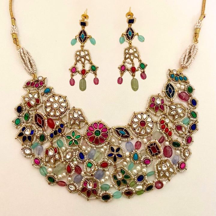 “Navrang Maharani Haar”The Nine-Colored Empress Necklace)