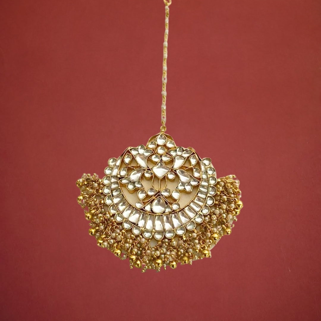 Kundan Sheesh Maangteeka