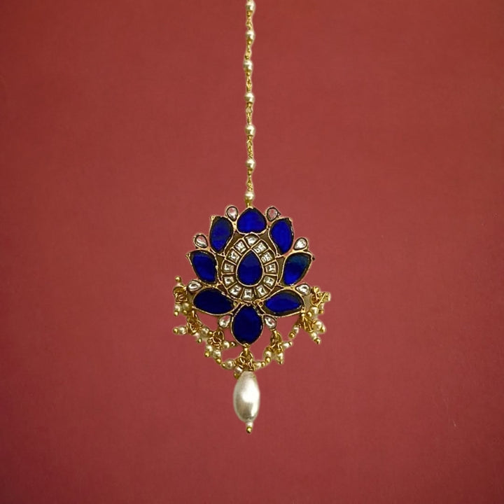 Zeenat Kundan Maangteeka