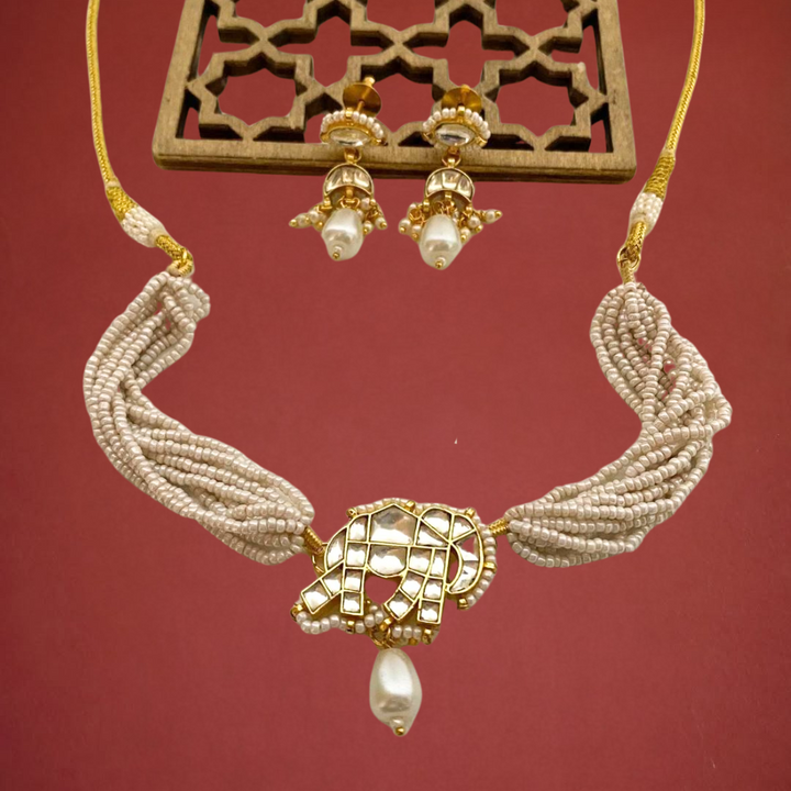 gajman choker haar