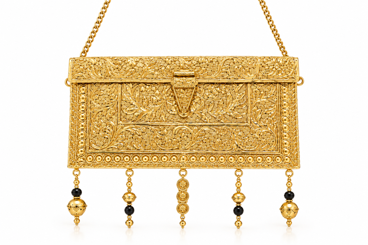 Svarna Lakshmi Clutch