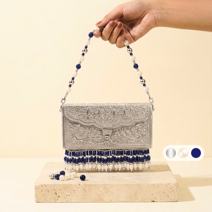 Meher Neel Clutch