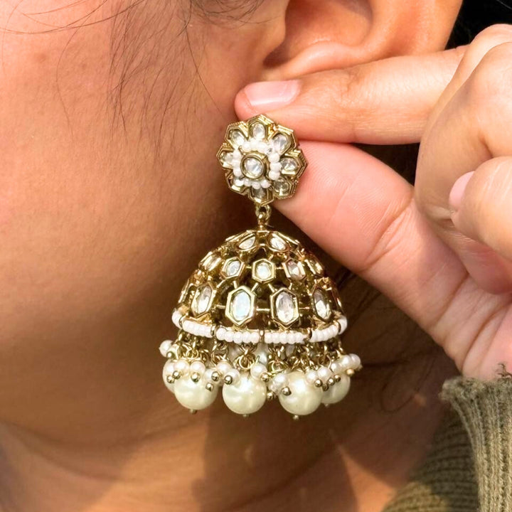 Moti Viraasat Raj Jhumkas