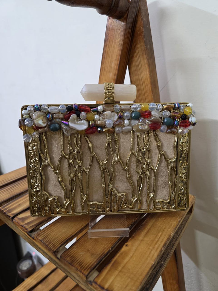 Sonehri Rani – The Golden Queen Clutch