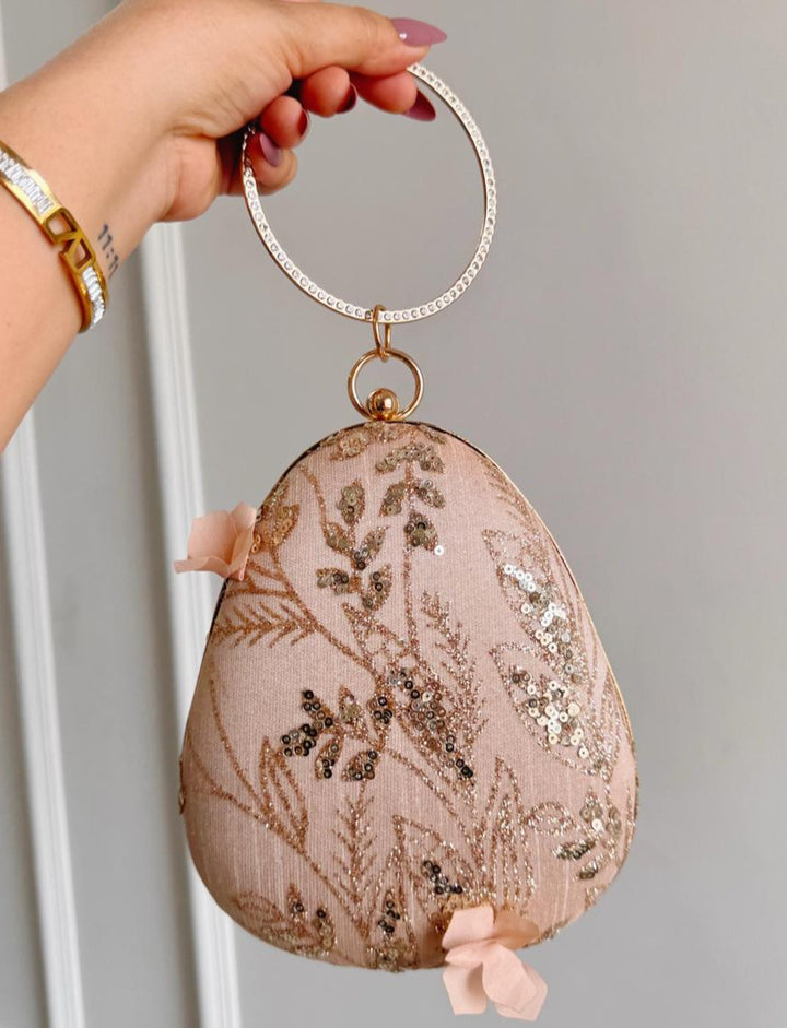Zehra Bloom Clutch
