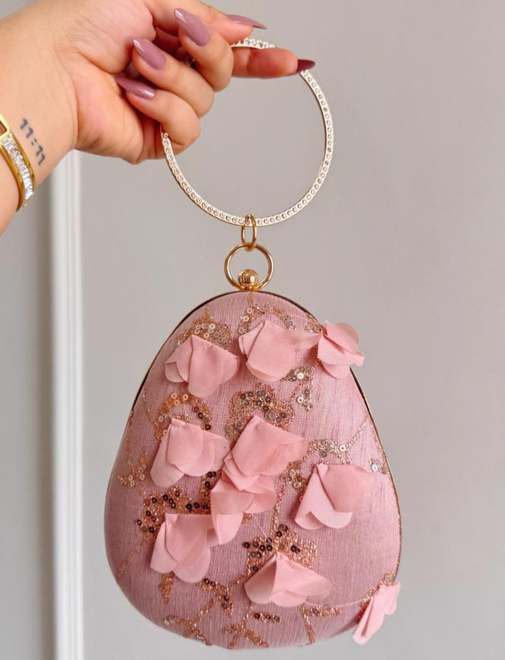 Gulrukh Petal Clutch