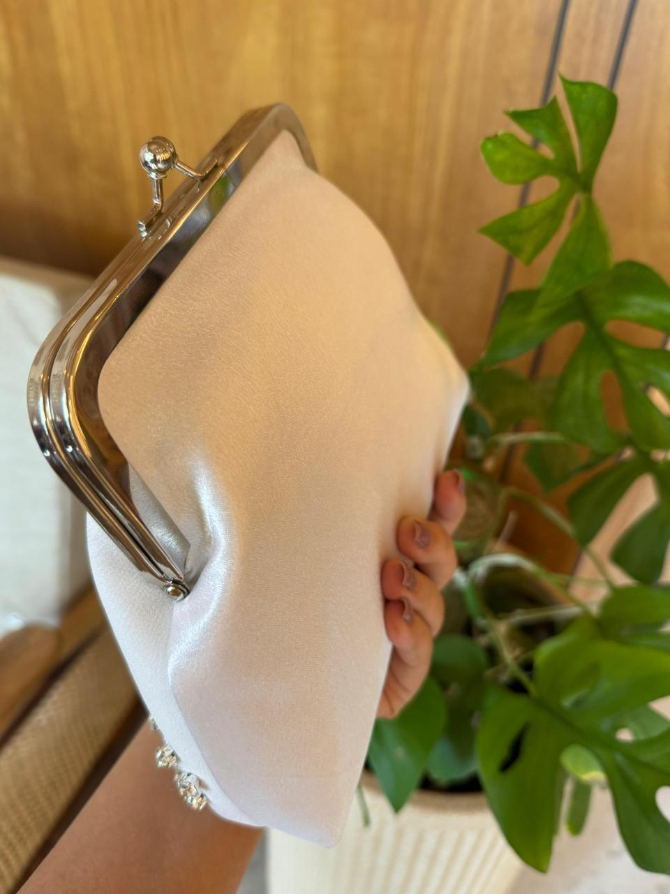 Aurora Luxe Clutch – Gold & Silver White Mix