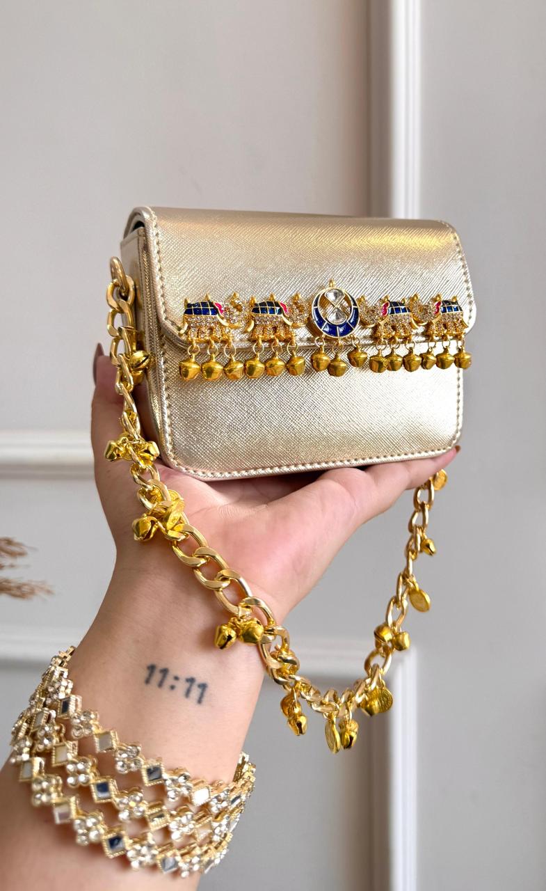 SUNHERA 2.0 – Golden Glam Metallic Mini