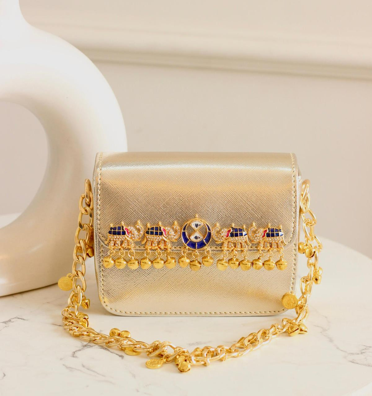 SUNHERA 2.0 – Golden Glam Metallic Mini