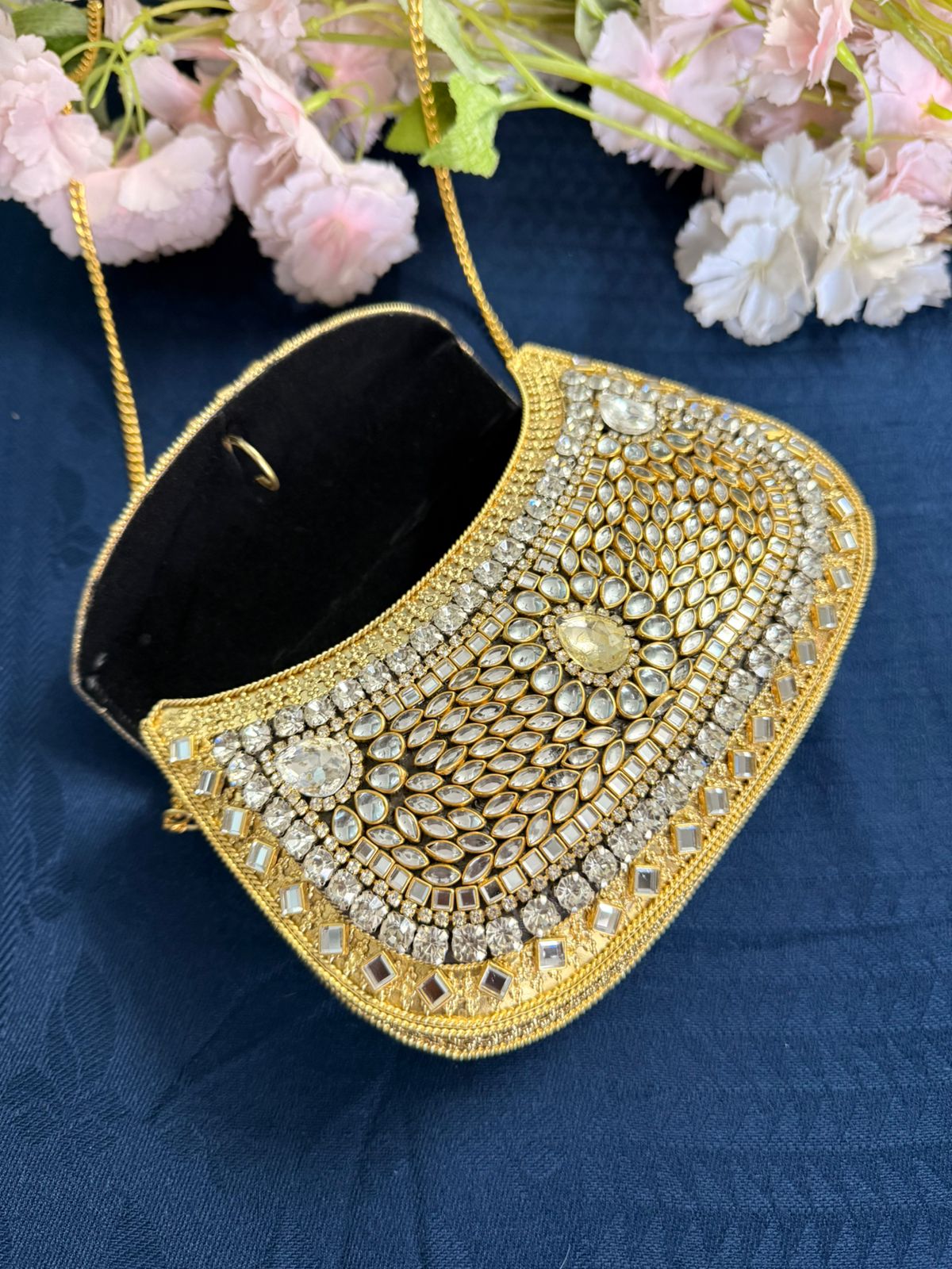 Noor Royale Kundan Sling
