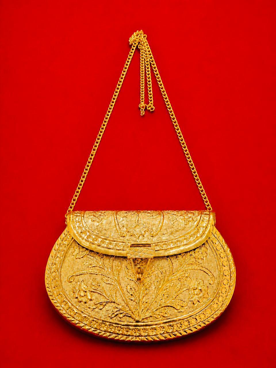 Rajwada Noor Golden Clutch