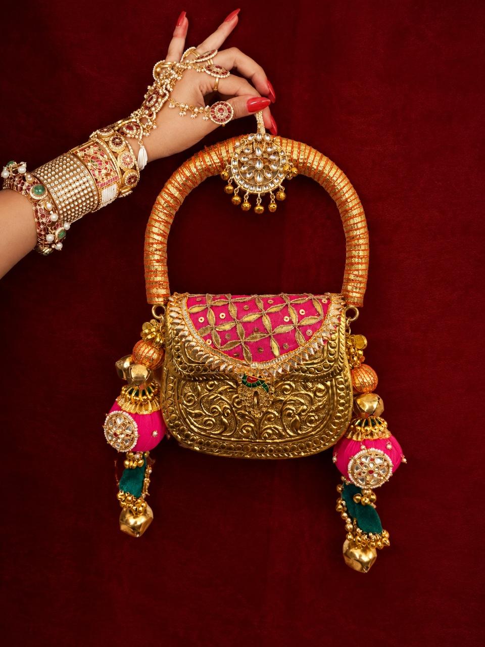MADHUR MILAN