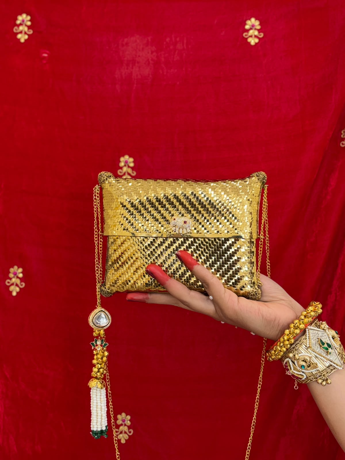Maharani Swarna Clutch