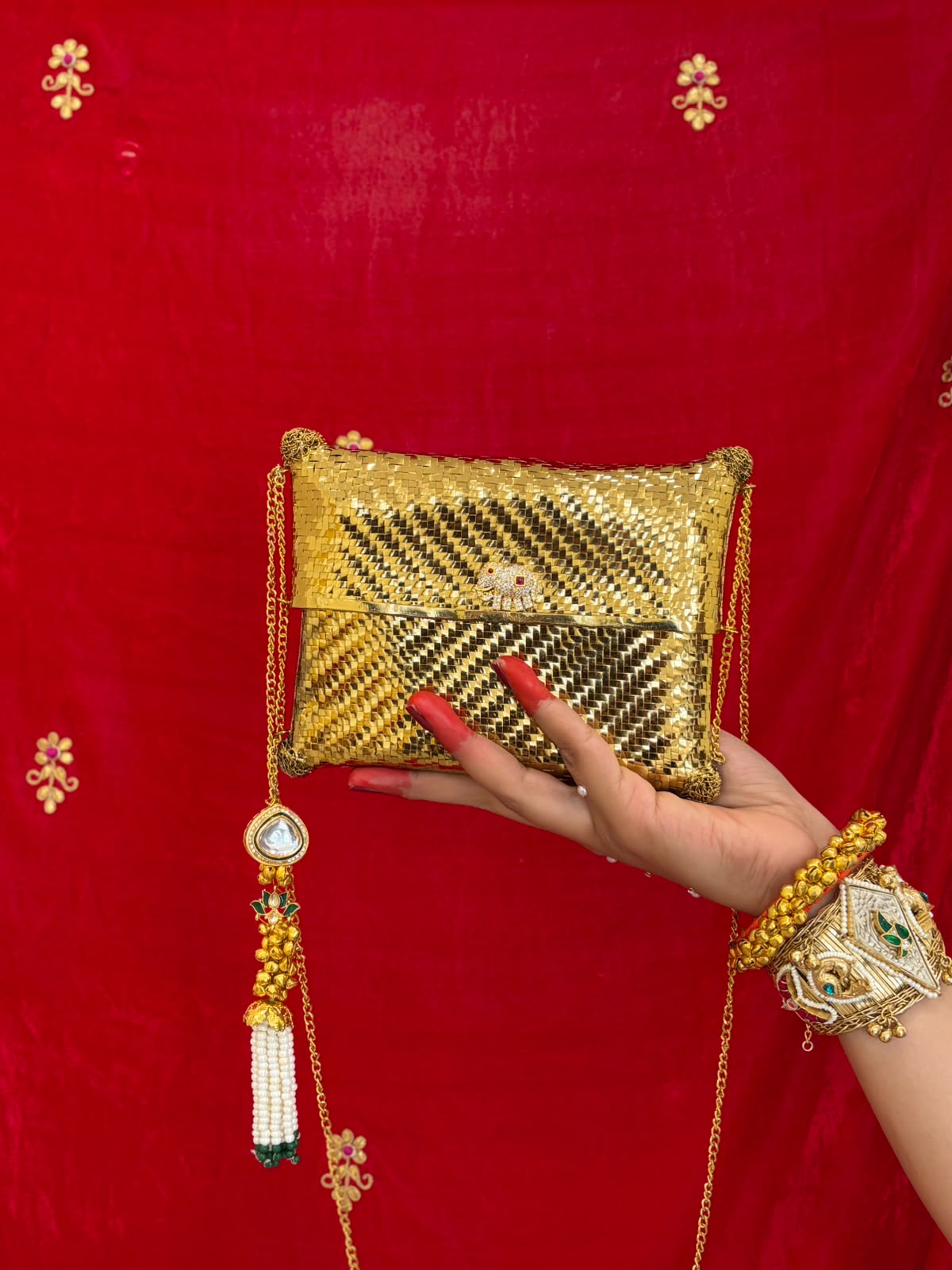 Maharani Swarna Clutch