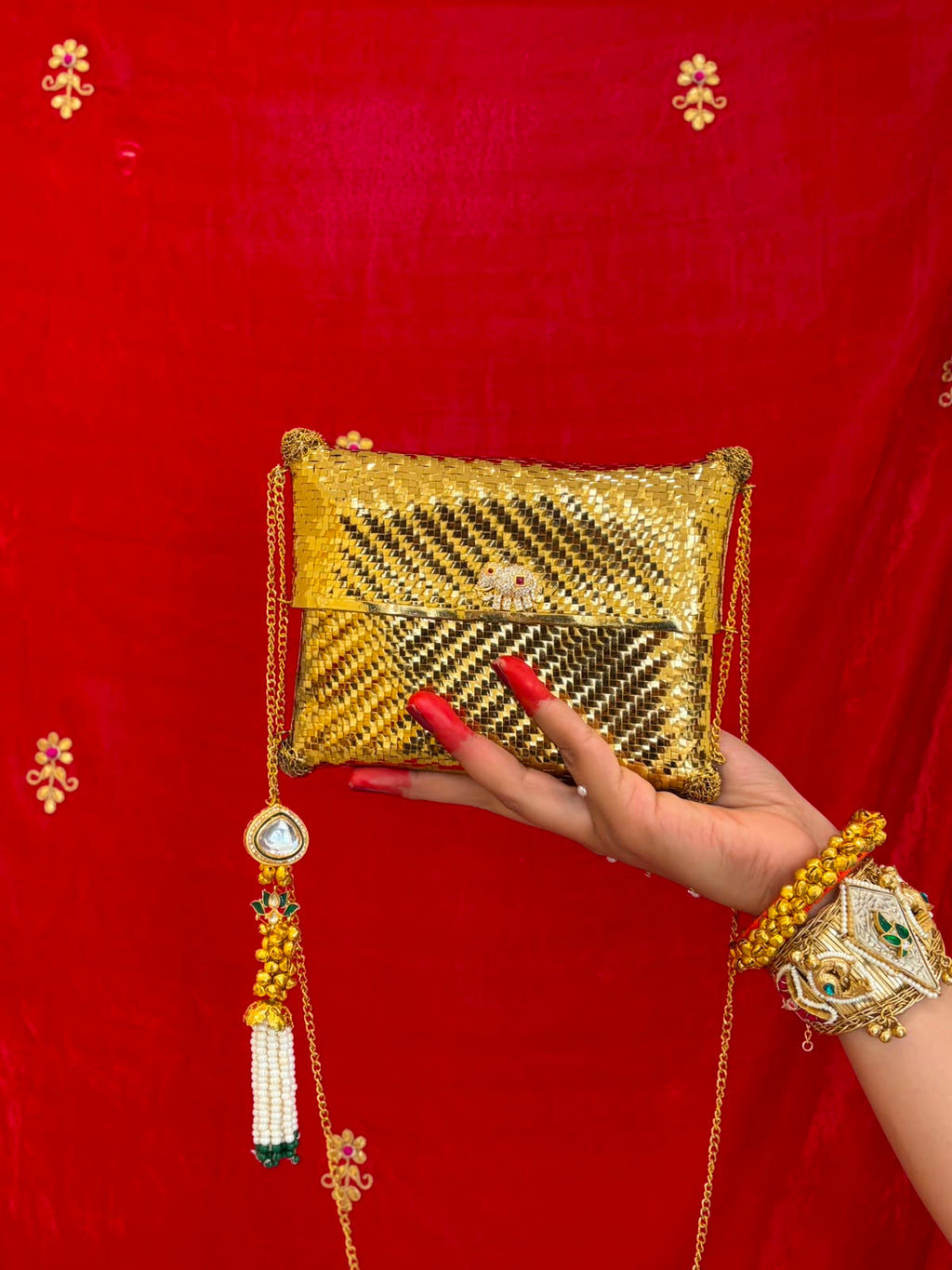 Maharani Swarna Clutch