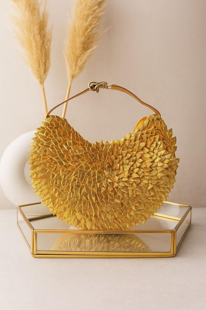 CHANDRIKA 2.0 – Moonbeam Gold Edition