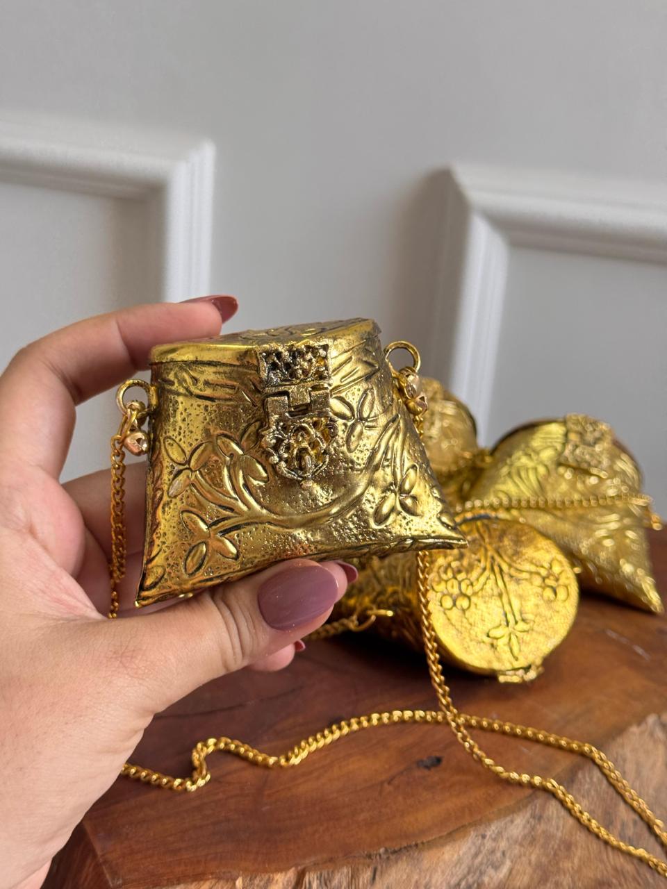 ROYALTY COUTURE STYLE