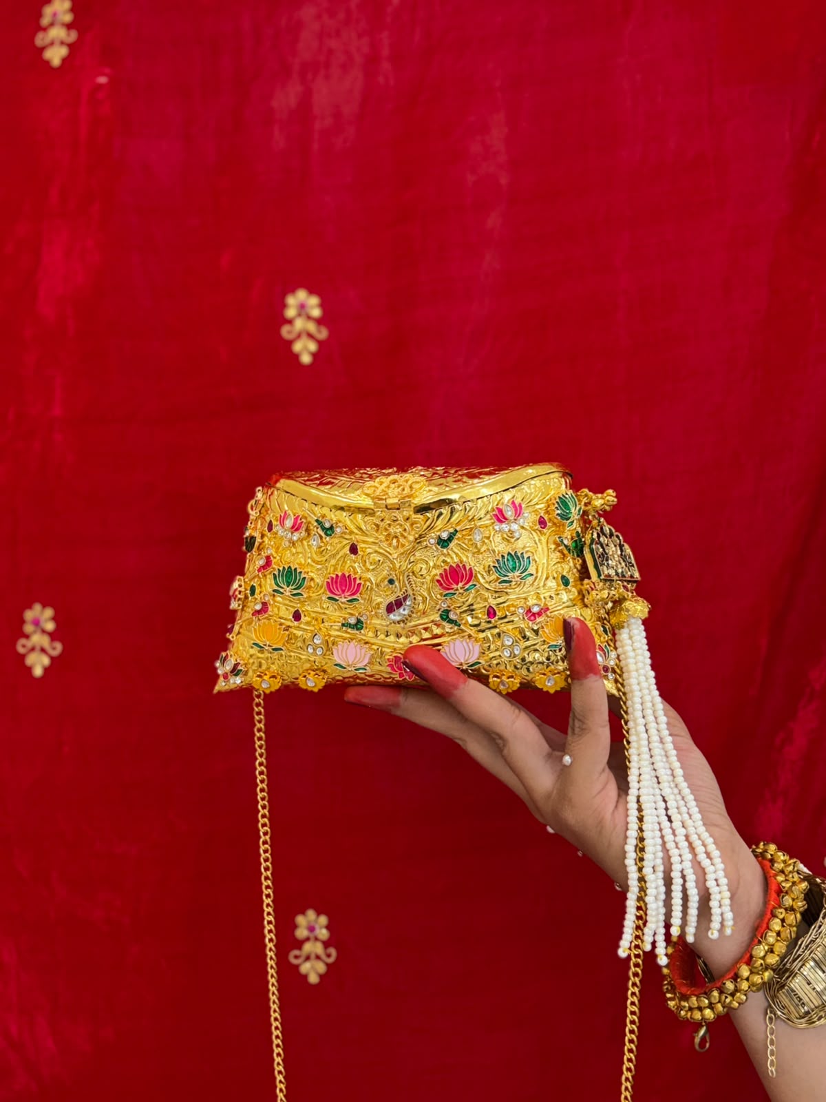 Apsara – Royal Bridal Clutch