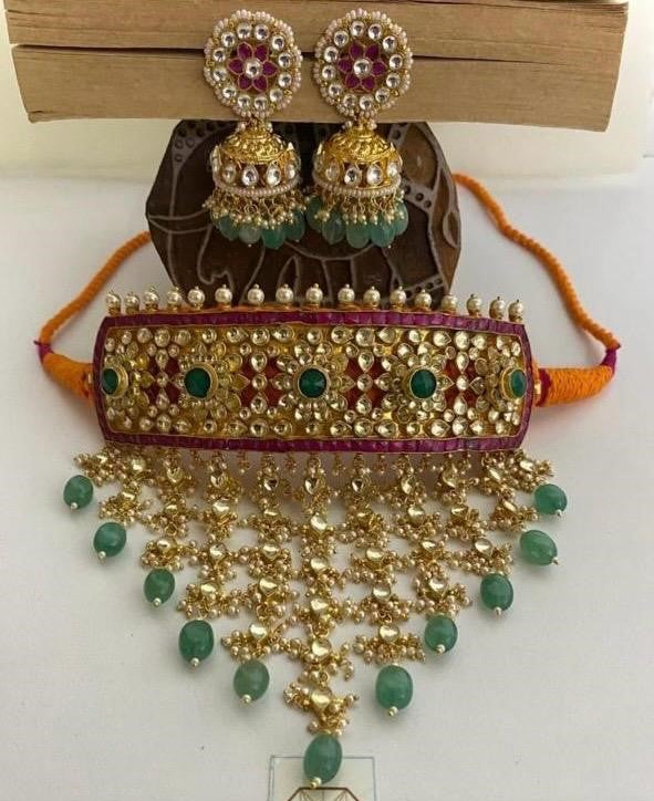 Rani Mehrunisa Emerald Haar Set